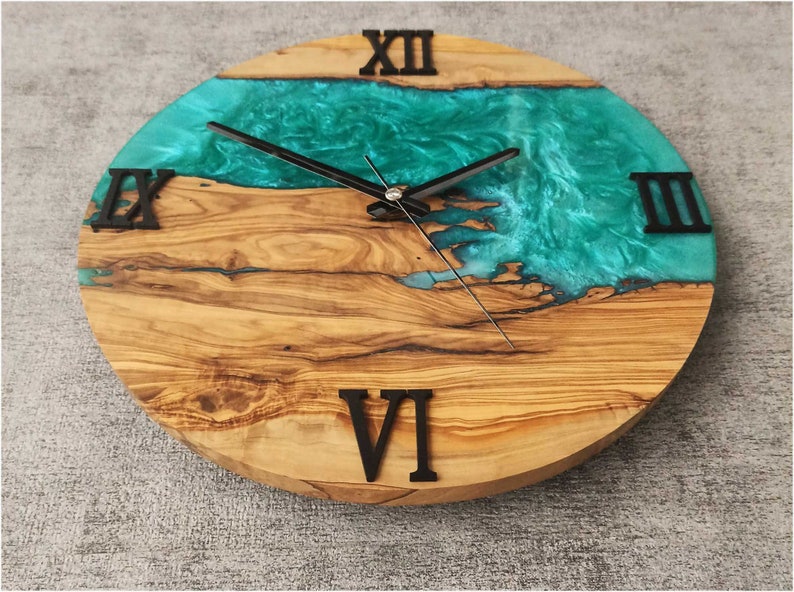 Blurry SeaGreen Resin Art Wall Clock in Rosewood-Wall Decor-BEESARI