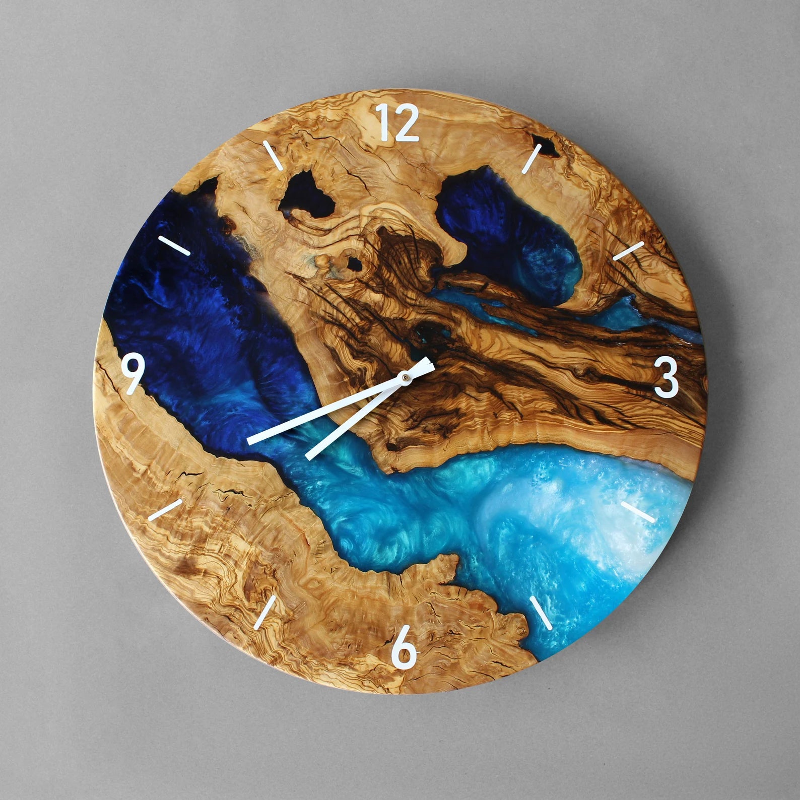 Custom Blue Resin & Rosewood Wood Wall Clock – Handmade Live Edge Epoxy Clock, Made to Order Resin and Wood Wall Clock, Unique Housewarming Gift, Rustic Home Décor Clock-Wall Clock-BEESARI