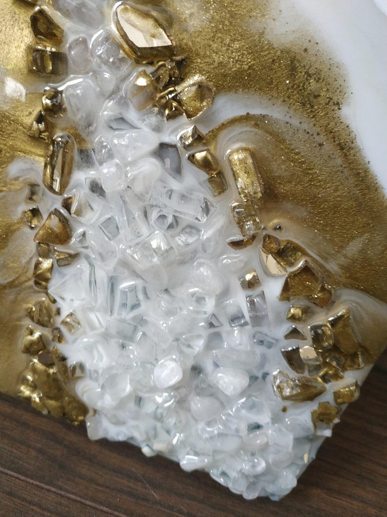 Golden Waves: White & Gold Resin Art for Modern Spaces-Wall Decor-BEESARI