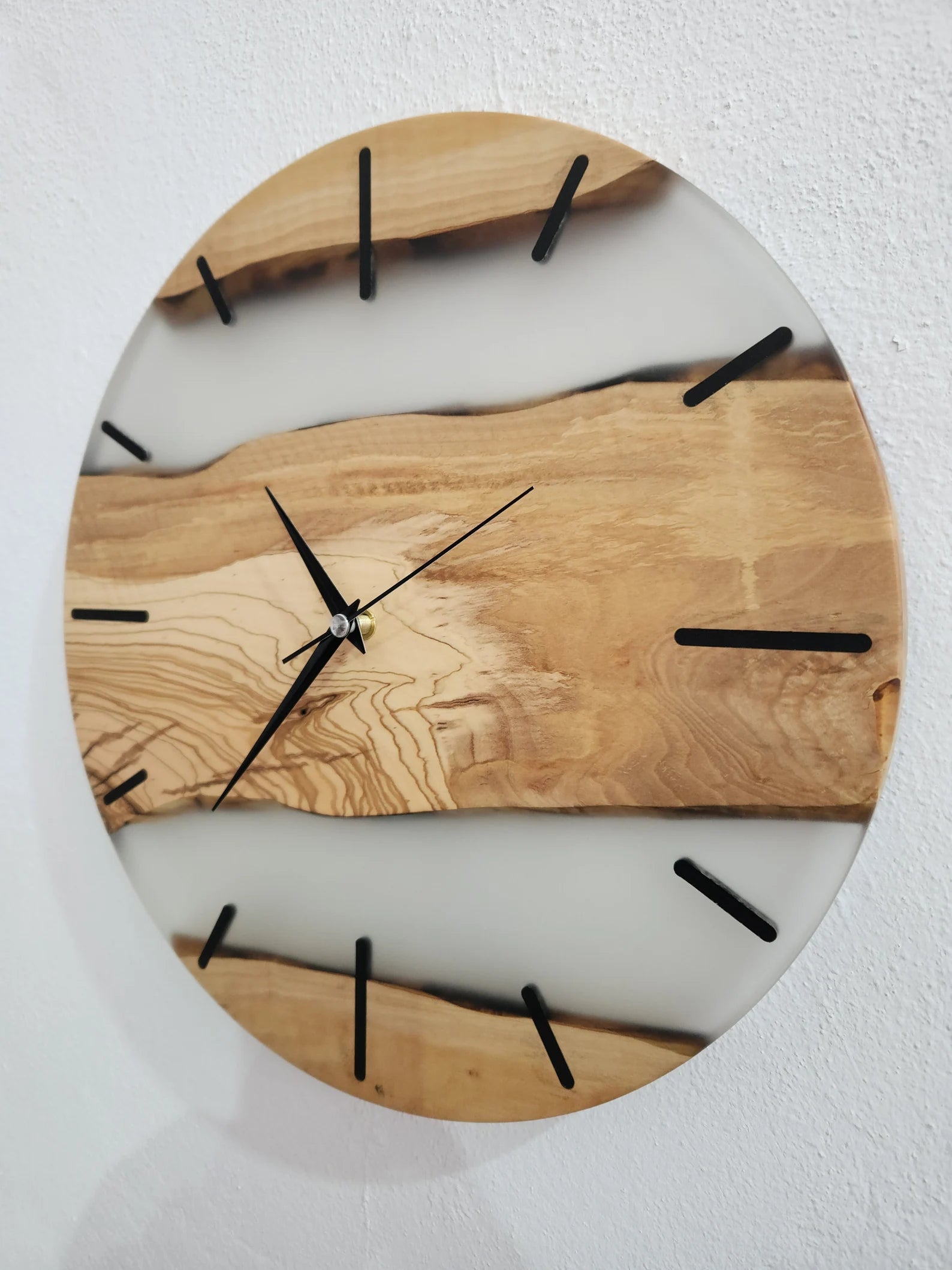 Handmade Resin & Olive Wood Wall Clock – Live Edge Rustic Epoxy Clock – Transparent Matte Custom Wall Clock – Large Modern Wooden Clock for Home & Office Decor-Wall Clock-BEESARI