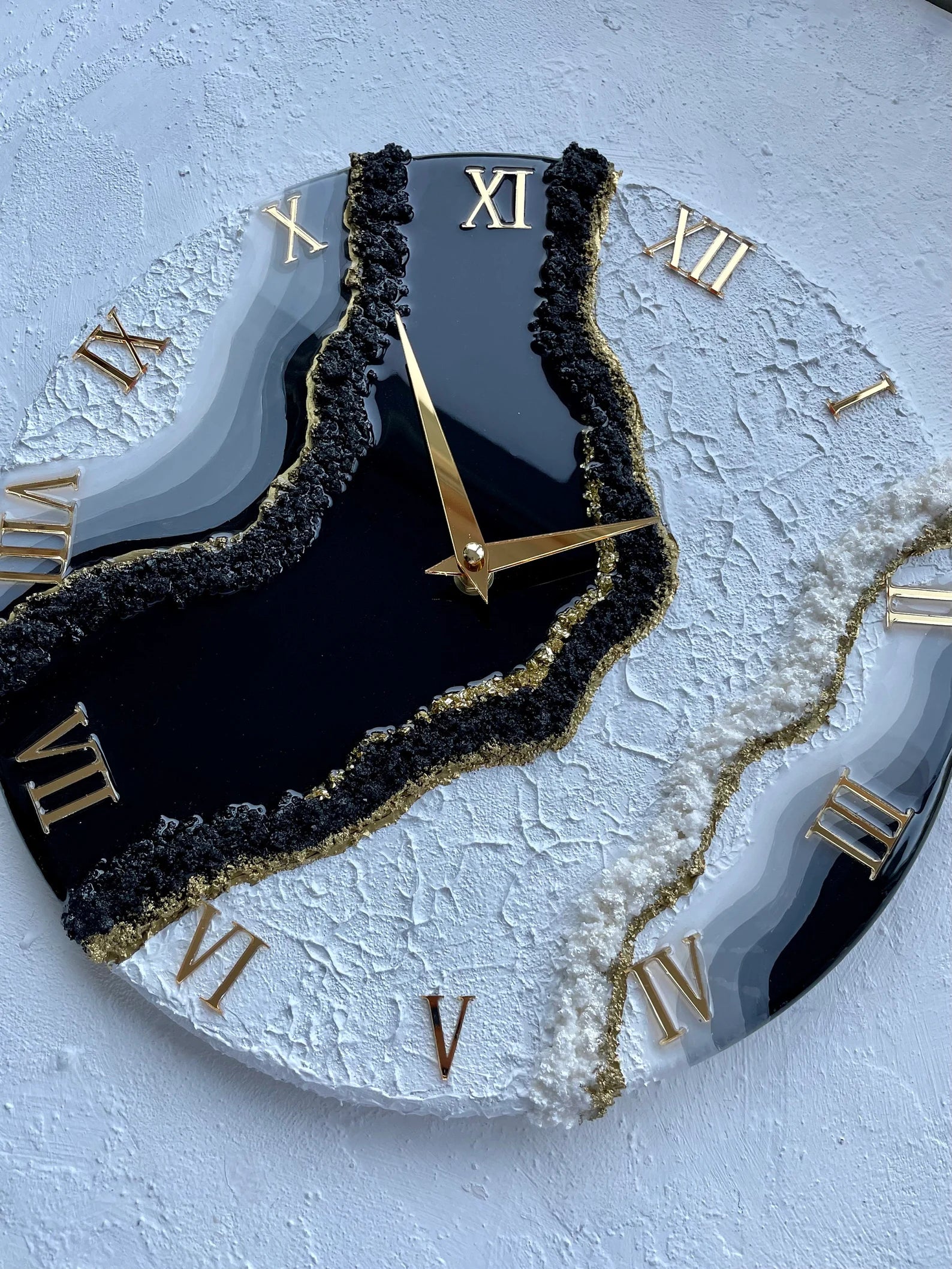Handmade Resin Wall Clock – Black White Gold Art – Minimalist Wall Decor – Luxury Housewarming Gift – Modern Abstract Resin Art Clock-Wall Clock-BEESARI