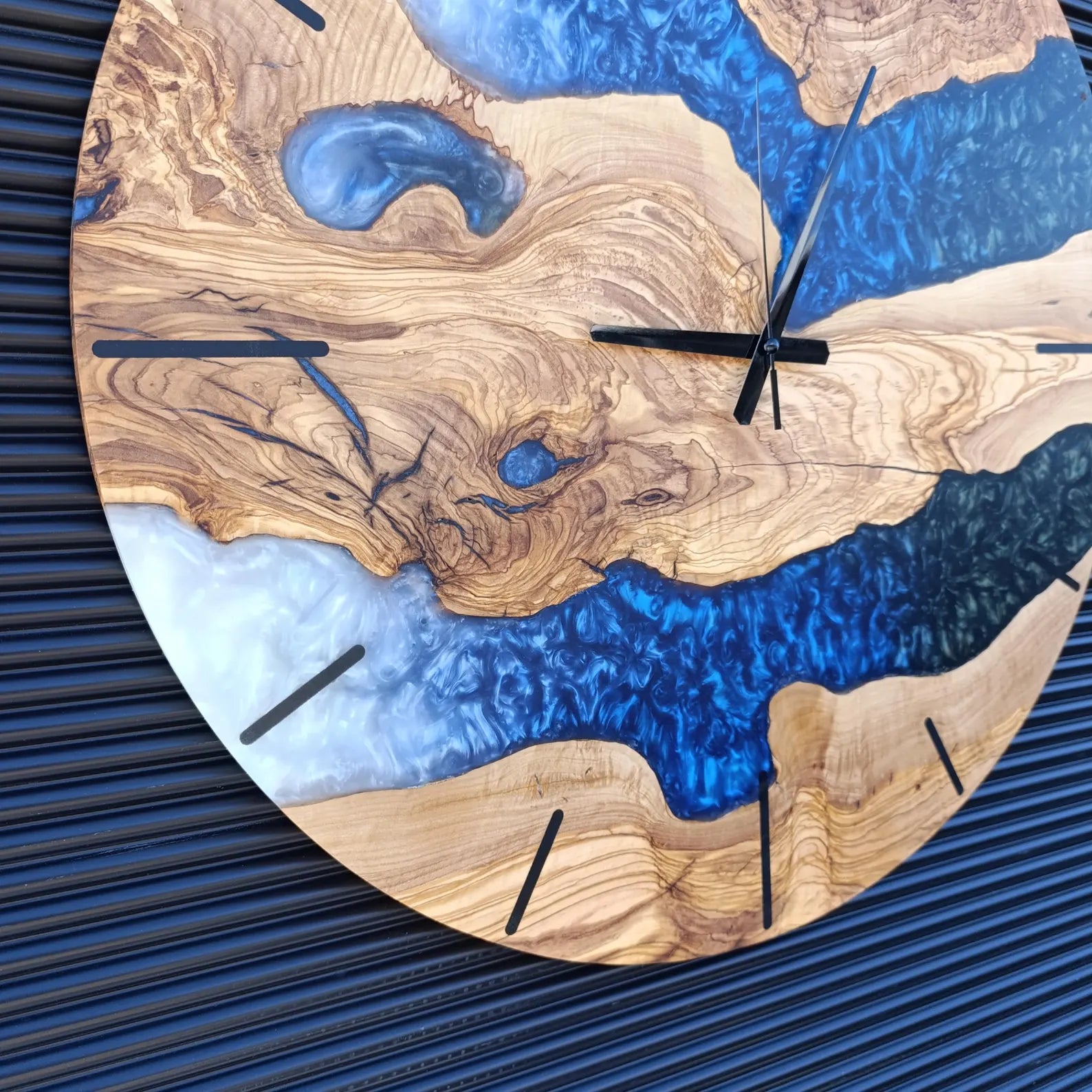 Handmade Resin Wall Clock – Custom Epoxy Clock with Walnut Wood and Resin, Modern Wall Clock for Home Décor, Unique Home Gift for Living Room or Office-Wall Clock-BEESARI