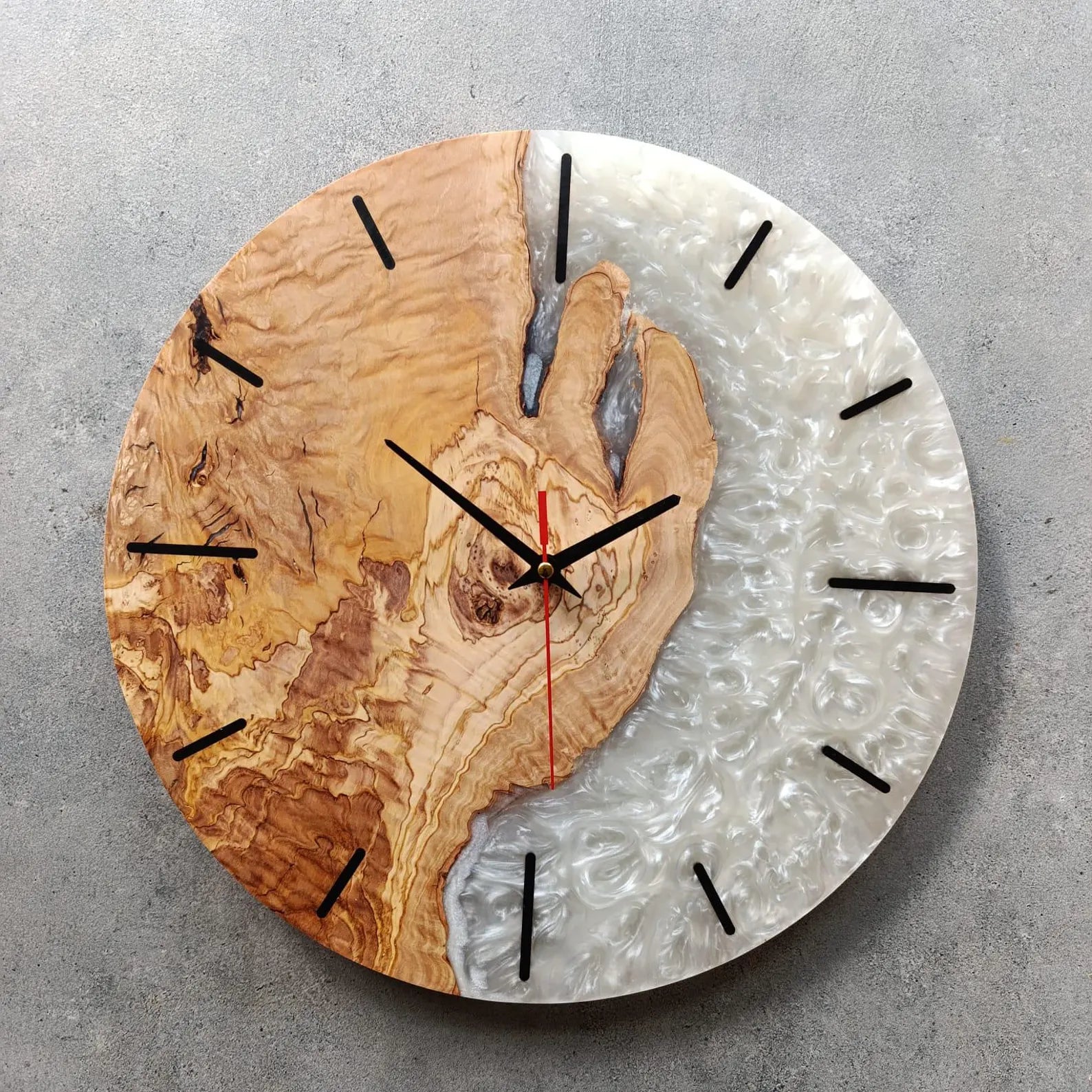 Handmade Resin Wall Clock – Custom Epoxy Wall Clock with Rosewood – Modern Wall Clock – Unique Olive Wood Resin Clock for Home Decor – Personalized Home Gift-Wall Clock-BEESARI