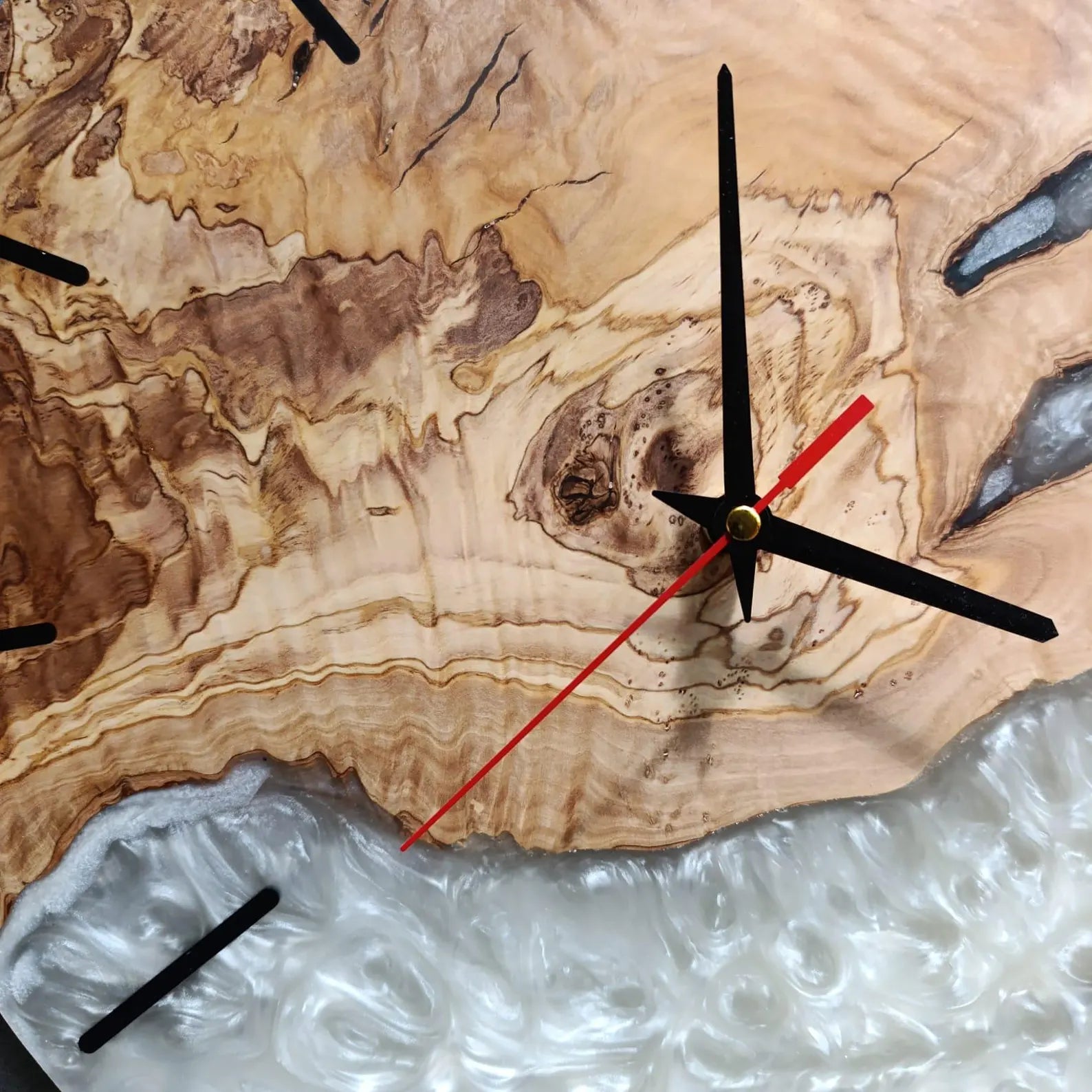 Handmade Resin Wall Clock – Custom Epoxy Wall Clock with Rosewood – Modern Wall Clock – Unique Olive Wood Resin Clock for Home Decor – Personalized Home Gift-Wall Clock-BEESARI