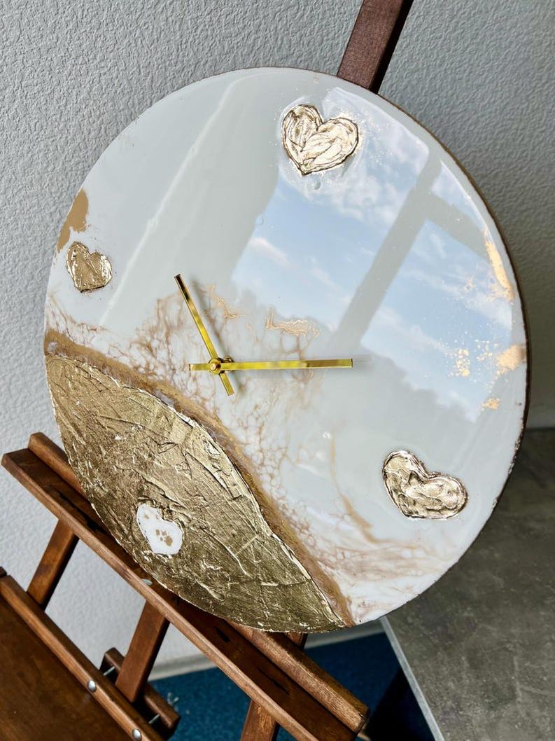Modern White and Gold Wall Clock with Heart Detail-Wall Clock-BEESARI