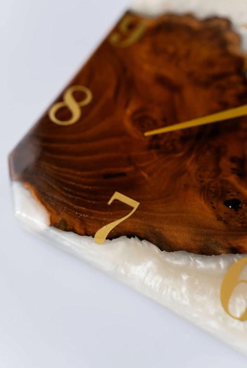 Natural Rosewood Resin Wall Clock Design-Wall Clock-BEESARI