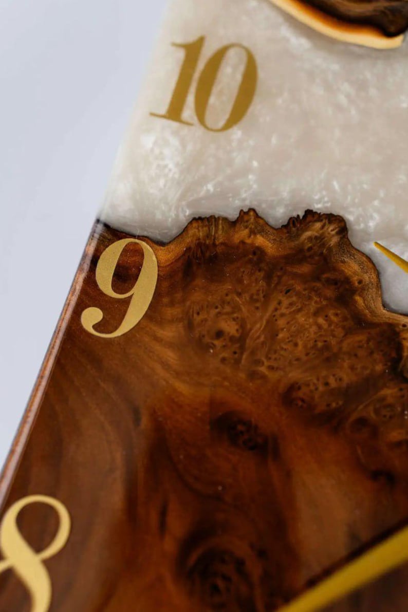 Natural Rosewood Resin Wall Clock Design-Wall Clock-BEESARI