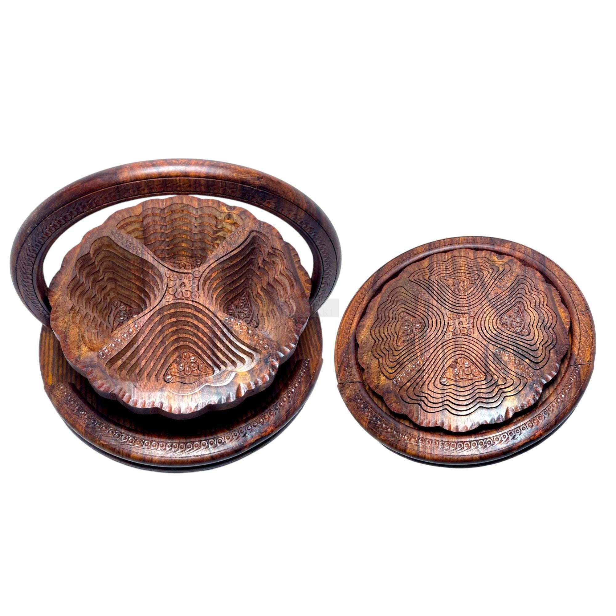 Round Flower Shape Tray with 4 Heart Pockets-Trays-BEESARI