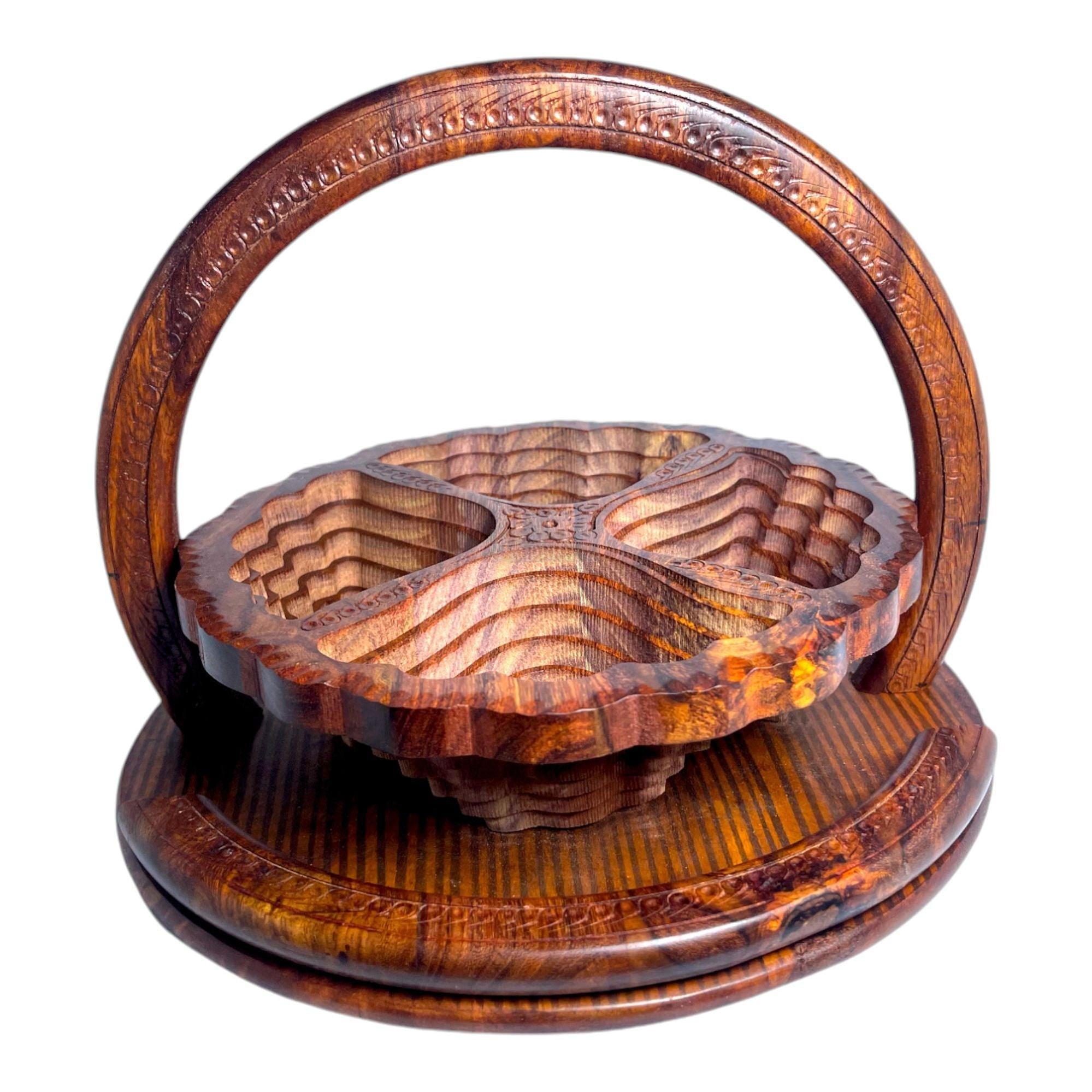 Round Flower Shape Tray with 4 Heart Pockets-Trays-BEESARI