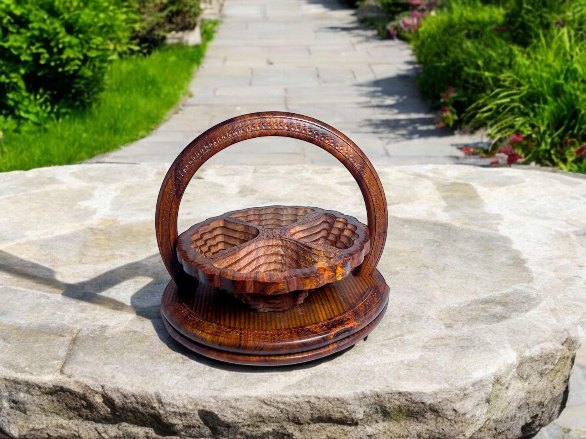 Round Flower Shape Tray with 4 Heart Pockets-Trays-BEESARI