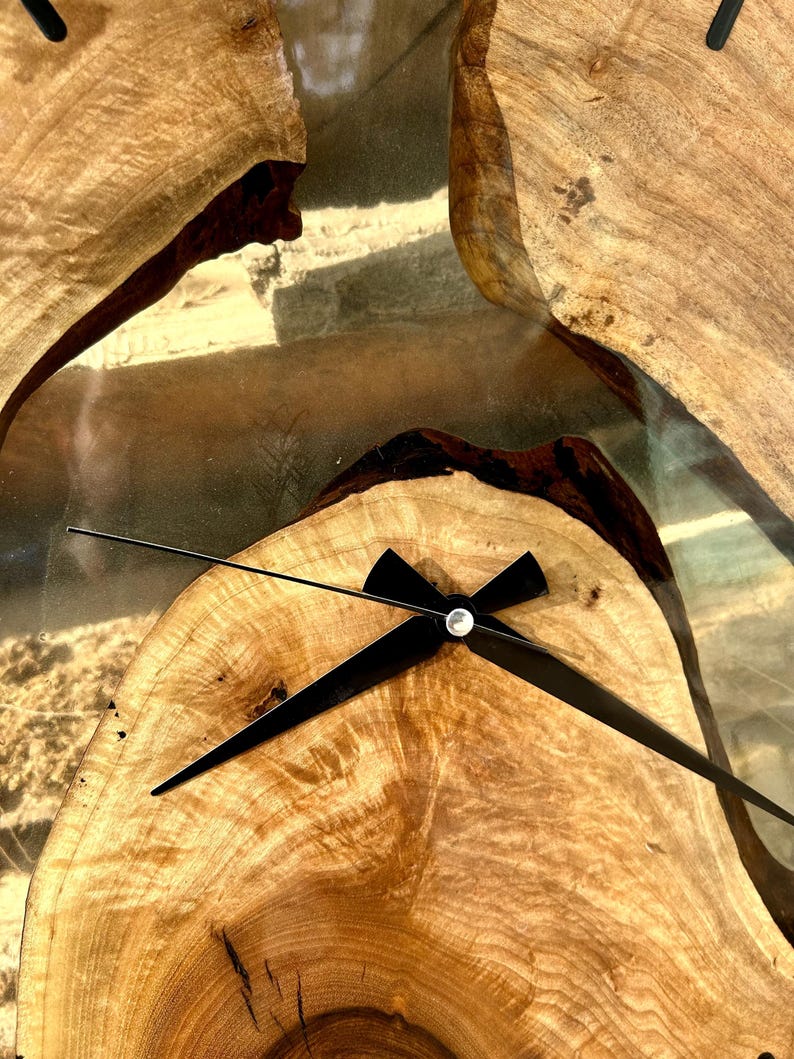 Unique Wooden Clock with Minimalist Transparent Resin Design-Wall Clock-BEESARI