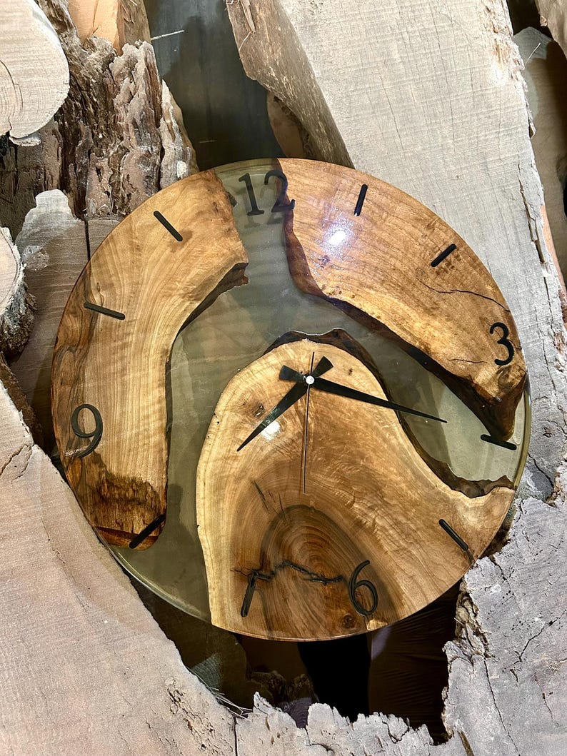 Unique Wooden Clock with Minimalist Transparent Resin Design-Wall Clock-BEESARI