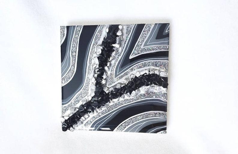 Zebra Line Stone Resin Art: Wall Décor Masterpiece-Wall Decor-BEESARI