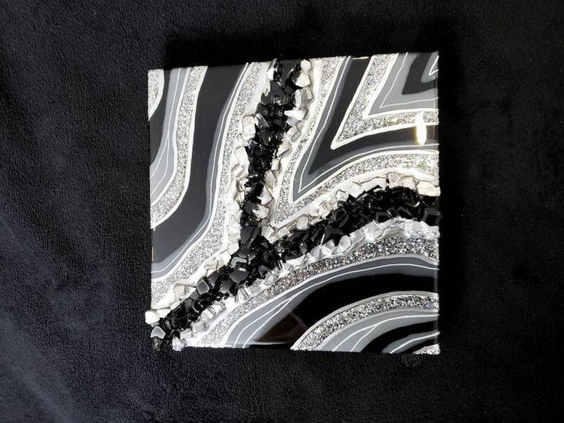 Zebra Line Stone Resin Art: Wall Décor Masterpiece-Wall Decor-BEESARI