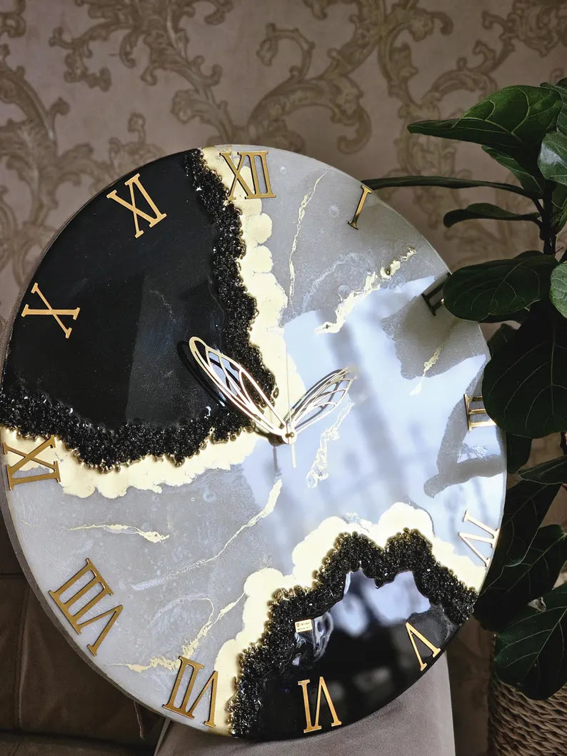 Handmade Resin Wall Clock – Unique Custom Design with Crystals – Artistic Epoxy Geode Clock for Home, Office & Living Room – Luxury Resin Wall Art Decor