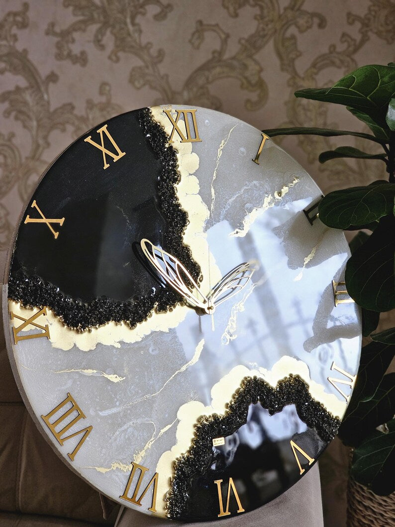 Handmade Resin Wall Clock – Unique Custom Design with Crystals – Artistic Epoxy Geode Clock for Home, Office & Living Room – Luxury Resin Wall Art Decor
